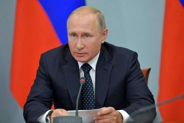Putin Urges to Create Additional Reserve of Medications Against COVID-19