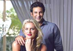 Wasim Akram becomes Chef to be happy in quarantine time