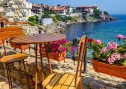 Bulgaria to Start Summer Tourist Season on July 1 - Reports