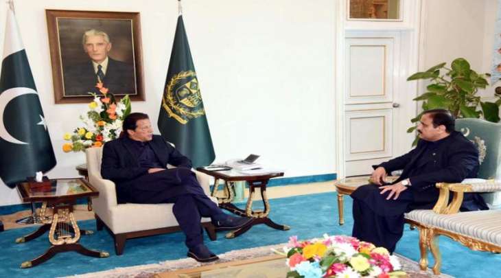 رئیس وزراء حکومة اقلیم بنجاب یستقبل رئیس وزراء باکستان عمران خان