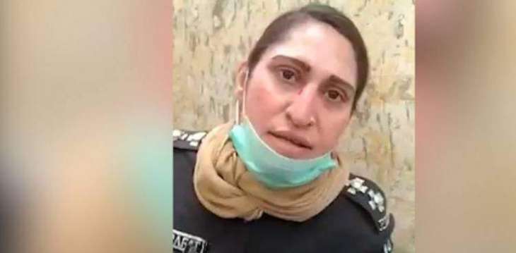 Women condemn Karachi mob attack on female SHO
