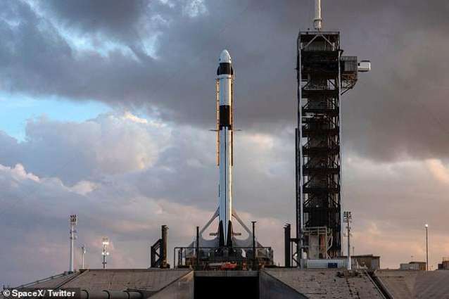 SpaceX to Launch First Manned Mission Into Orbit Around May 27 - Reports