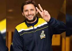 Shahid Afridi continues efforts to provide relief to poor people