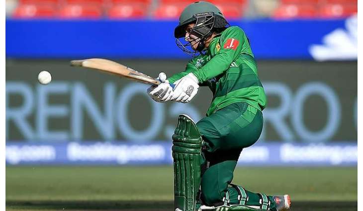 Javeria Khan says she wants to play with Babar Azam , MS Dhoni