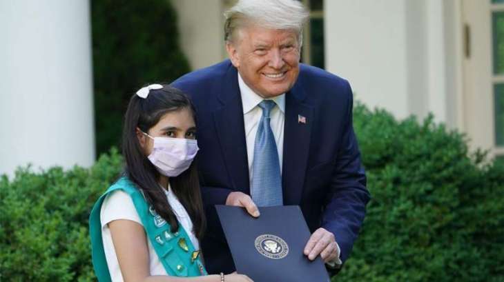 US President honors Pakistani girl for donating cookies to nurses and firefighters