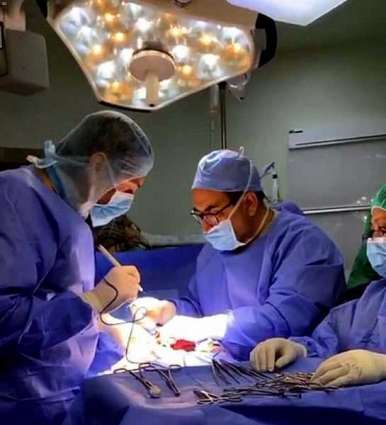 نجاح عملية جراحية لرضيعة تعاني من انسداد في الأمعاء بمستشفى الخفجي