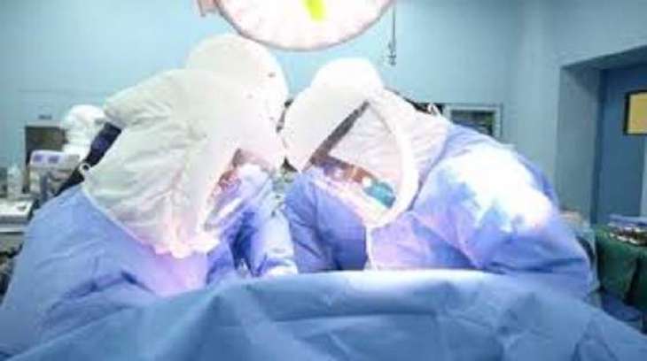 Italian Doctors Perform Double-Lung Transplant on Recovered COVID-19 Patient - Reports