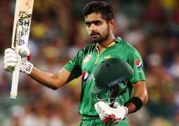 Babar Azam admires bakers for offering free breads to public