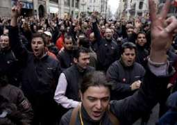 Bus Drivers Go on Strike in Spain Over Lack of COVID-19 Support from Gov't - Union