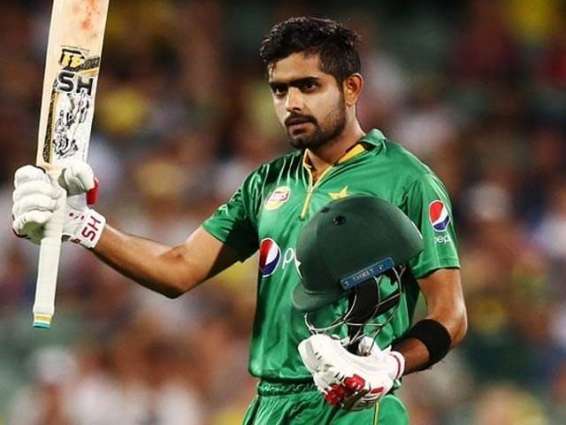 Babar Azam admires bakers for offering free breads to public