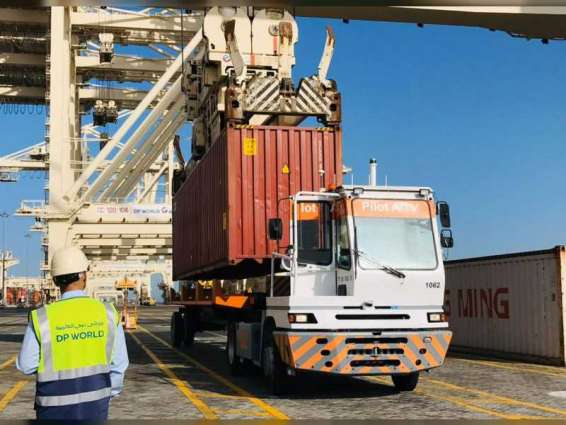 "موانئ دبي" تزود ميناء جبل علي بمركبات ذاتية القيادة لتعزيز الكفاءة التشغيلية