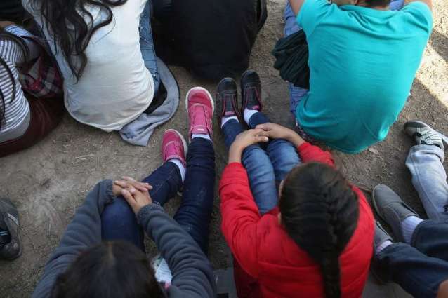 US Court Orders Gov't to Release Migrant Children From Family Detention Centers by July 17