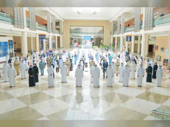 Mansour bin Mohammed visits Dubai Field Hospital at DWTC