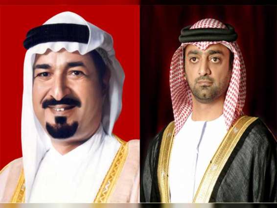 حاكم عجمان وولي عهده يعزيان حاكم الشارقة في وفاة الشيخ أحمد بن سلطان القاسمي
