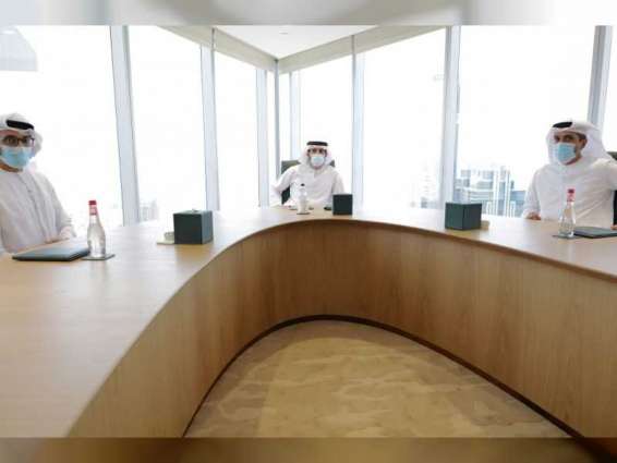 حمدان بن محمد يعتمد نتائج دراسة مؤشر سعادة موظفي حكومة دبي للعام 2019 