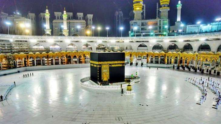 Hajj begins with up to 10,000 pilgrims already living in Saudi Arabia