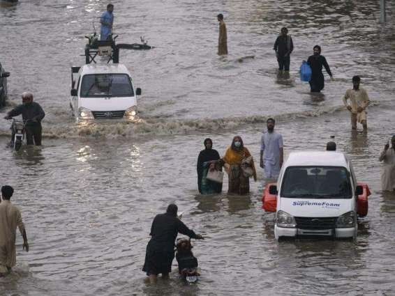 PPP ministers defend Sindh govt over flooded Karachi