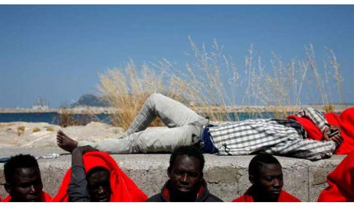 One Migrant Dead as 300 People Attempt to Enter Spain's Melilla From Morocco - Reports