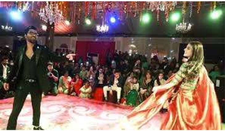 Dance video of Hira Mani and Yasir Hussain goes viral