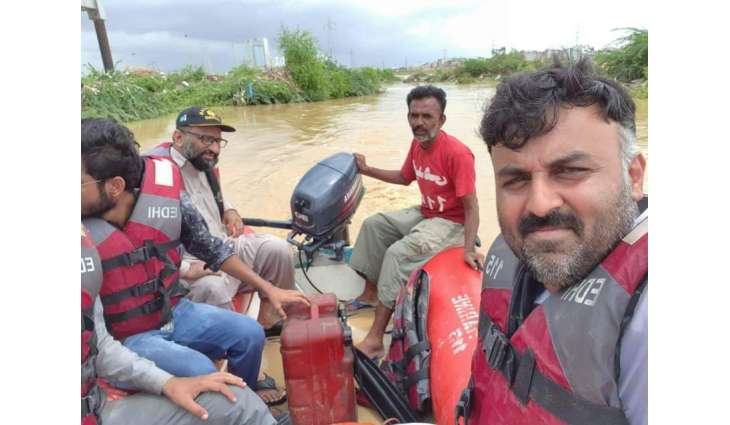 Faisal Edhi escapes drowning into deep waters near sea view 