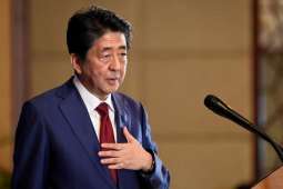 UK Prime Minister Praises Japan's Abe for Strengthening Relations Between London, Tokyo