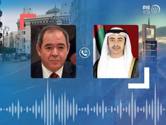 عبدالله بن زايد ووزير خارجية الجزائر يتبادلان هاتفيا التهاني بعيد الأضحى المبارك