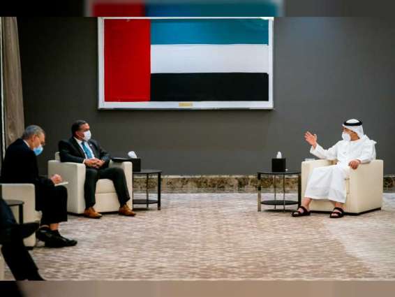 Abdullah bin Zayed receives White House Middle Eastern Affairs official