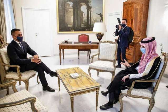 سمو وزير الخارجية يعقد لقاءً ثنائياً مع نظيره الإيطالي