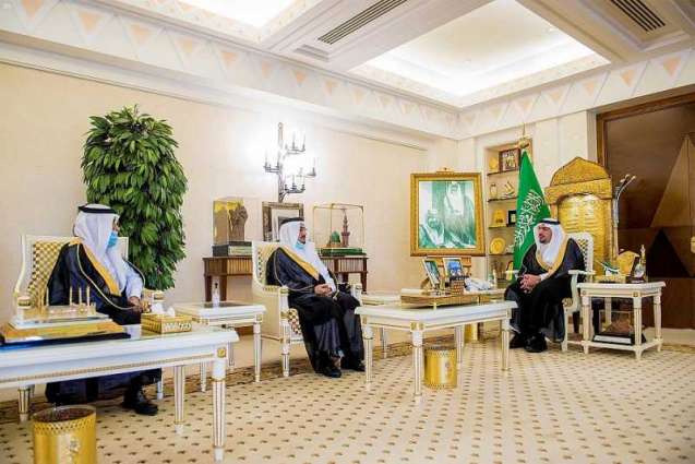 سمو أمير القصيم يلتقي الحربي بمناسبة تكليفه رئيساً لمركز دخنة