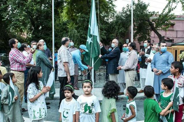 UVAS celebrates Independence Day of Pakistan in befitting manner