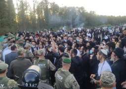 Israeli Minister Calls on Jewish Pilgrims Stranded at Ukrainian Border to Return Home