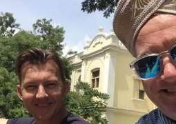Brett Lee shares what he did to bring Dean Jones back