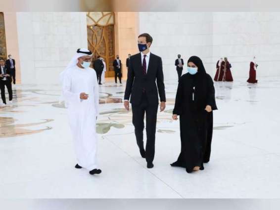 Kushner visits Sheikh Zayed Grand Mosque