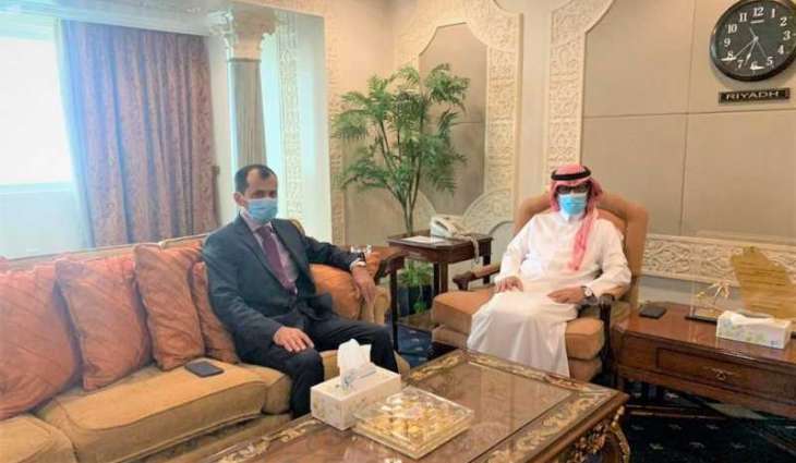 السفير البصيري يستقبل الملحق العمالي للمملكة في الفلبين