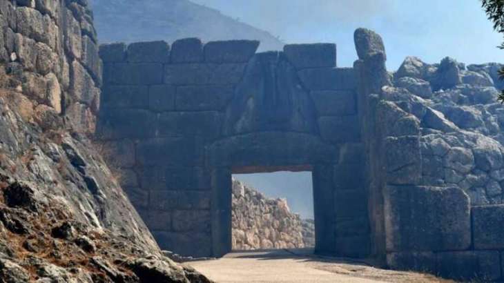 Archaeological Site of Mycenae Not Damaged by Fire, Continues to Receive Tourists
