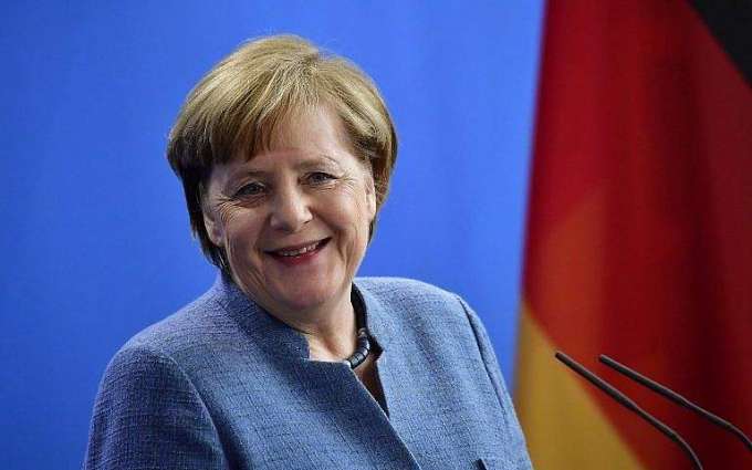Merkel Discusses Lesbos Migration Crisis With Greek Prime Minister, EU Commission Head