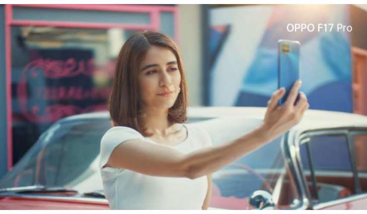 OPPO F17 Pro’s latest ad starring the dynamic duo Asim Azhar and Syra Yousuf captures the free spirit of the youth