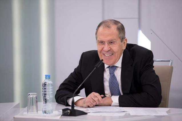 Lavrov Says Russia Should Stop Looking Back at EU as Benchmark for Merits