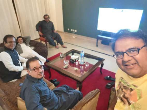 Fawad Chaudhary equates PDM’s first show with cricket highlights