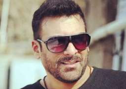 Actor Shamoon Abbasi joins PTI