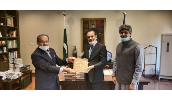 PSIC will set up Pakistan Handicrafts Souvenir Shop at Diplomatic Enclave Islamabad.