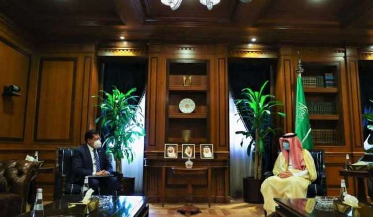 وزير الدولة للشؤون الخارجية يستقبل سفير المكسيك لدى المملكة