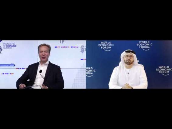 القرقاوي يستعرض أبعاد التجربة الإماراتية الرائدة أمام القمة العالمية لرواد التغيير