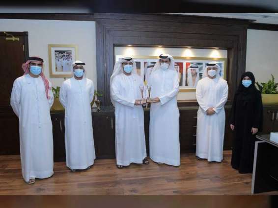 بلدية دبي تحرز جائزة أربع فئات ضمن برنامج جوائز عالمي