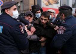 Yerevan Police Take 90 Protesters to Police Stations After Rallies - Press Service