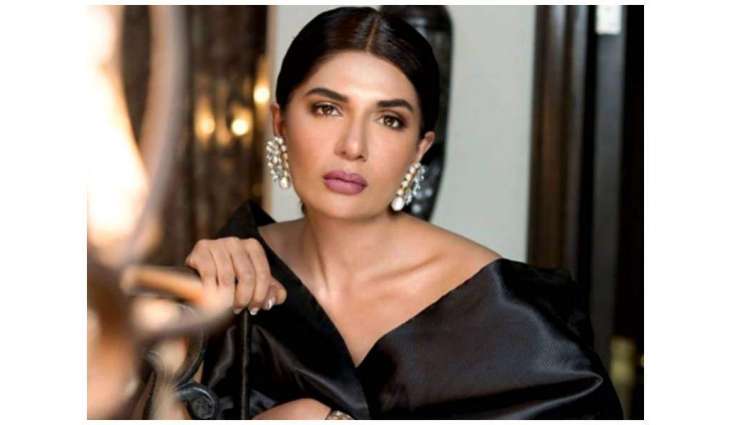 Iffat Omar says she will not back out from testifying against Ali Zafar in Meesha Shafi case