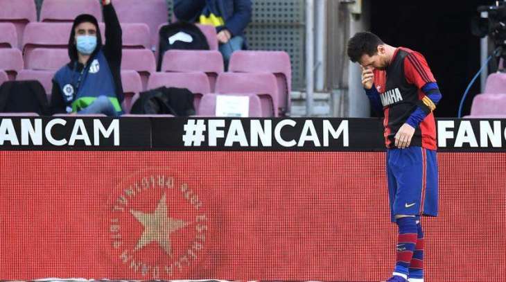Spain's Football Federation Retains Messi's Yellow Card in Tribute to Maradona - Reports