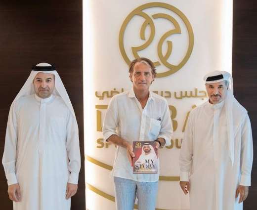 Dubai Sports Council receives Italy manager Mancini, presents him with Mohammed bin Rashid’s ‘My Story’