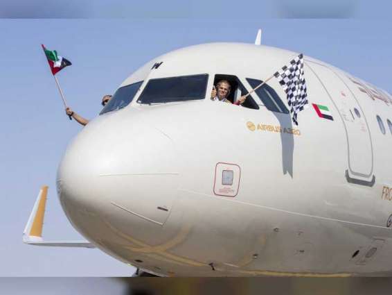 الاتحاد للطيران تنقل فريق "الفورمولا 1" من البحرين إلى أبوظبي