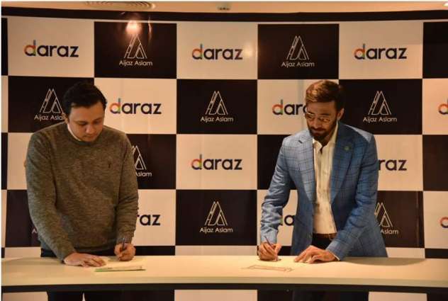 Aijaz Aslam launches official store on DarazMall along with other leading celebrities and fashion brands